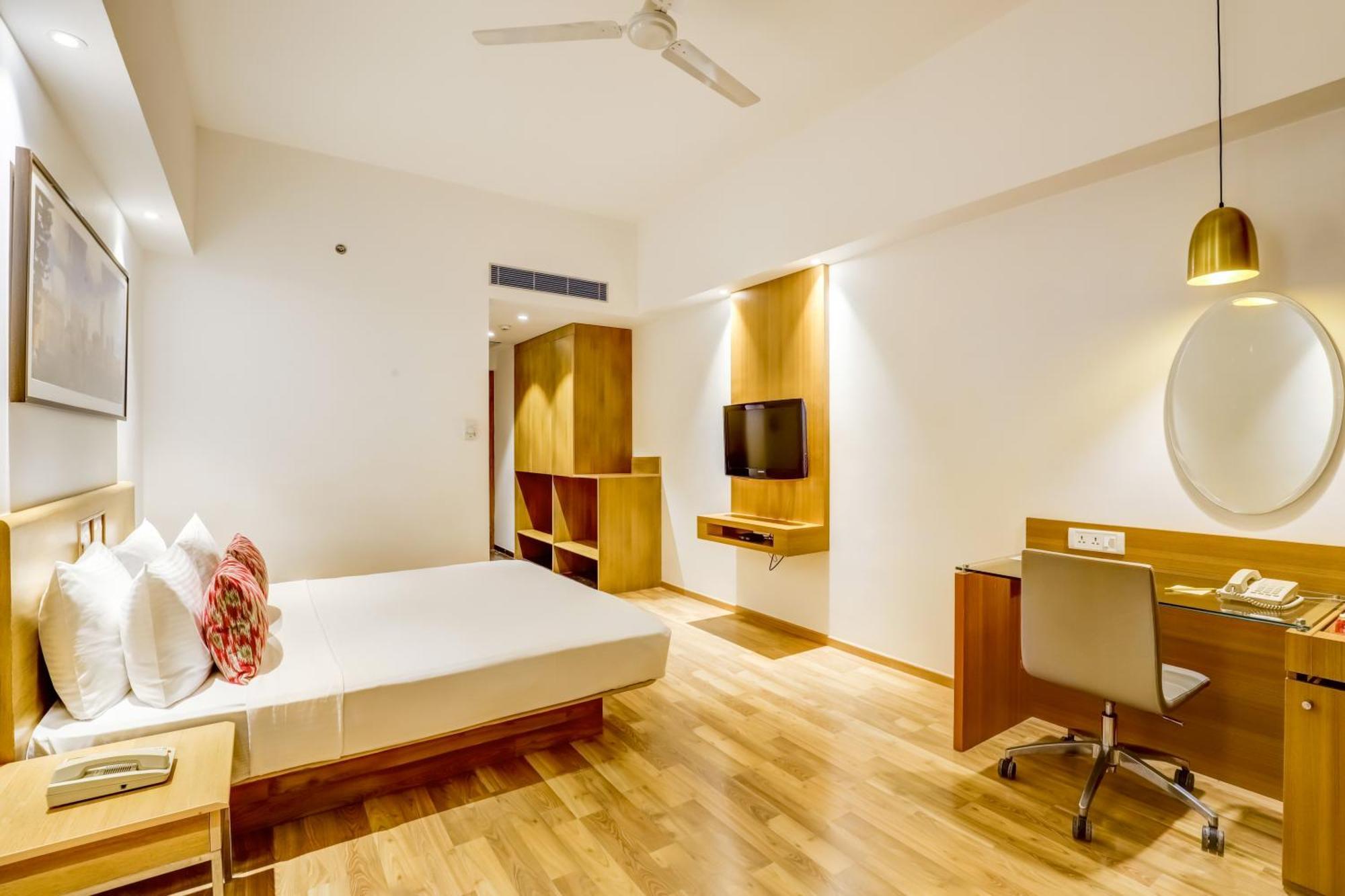 Lemon Tree Hotel Electronics City Bengaluru Zewnętrze zdjęcie